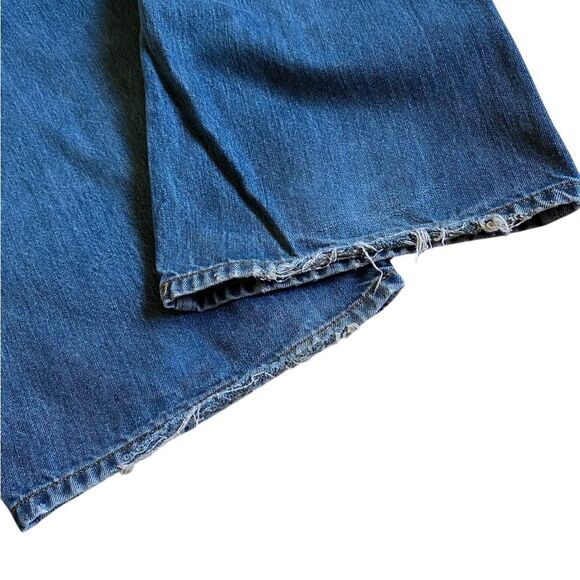 Banana Republic Men's Relaxed Fit Jeans Size 36x30 Blue Faded Light Distress - Picture 16 of 16